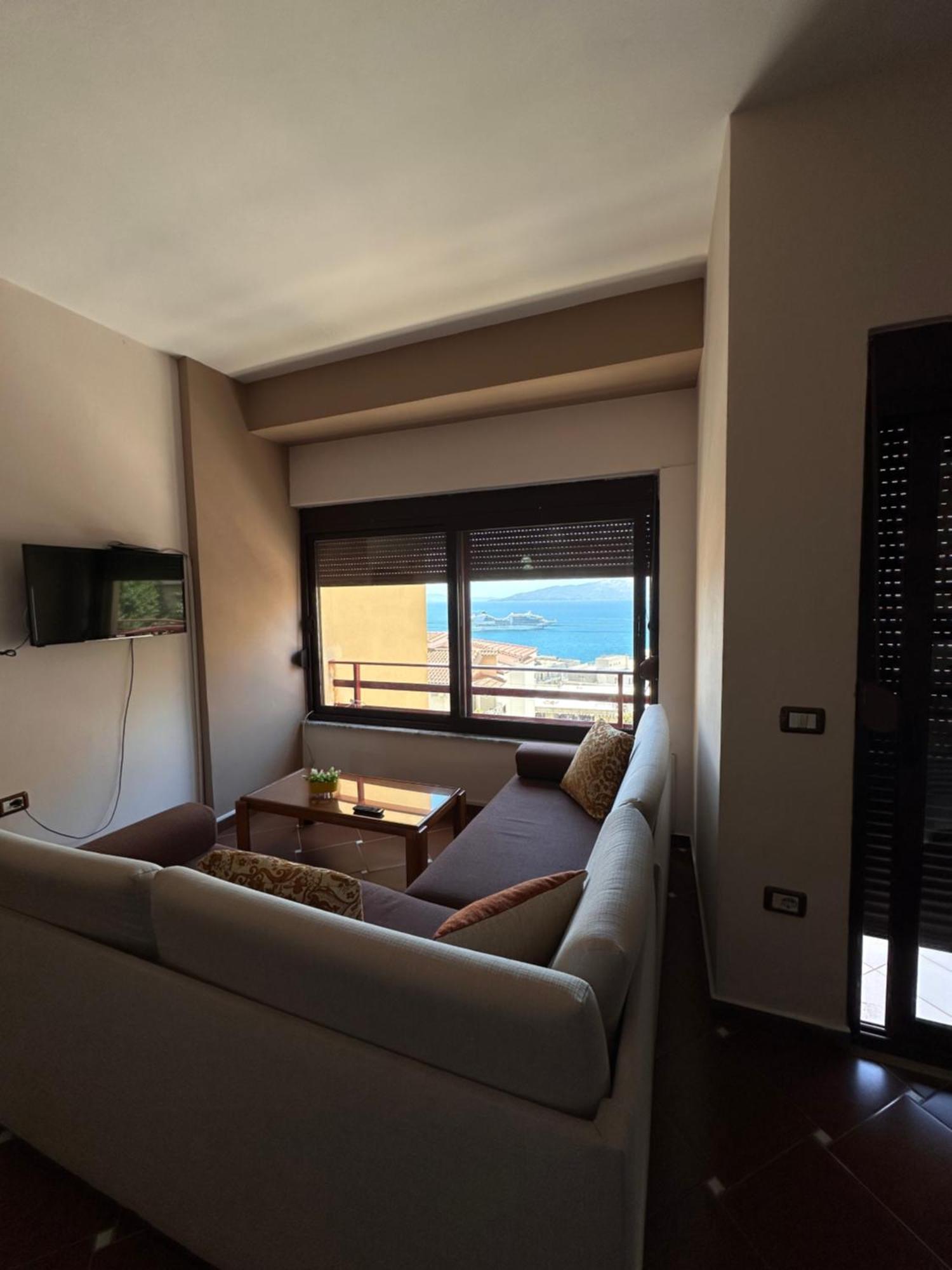 Megrooms Sarandë Exterior foto